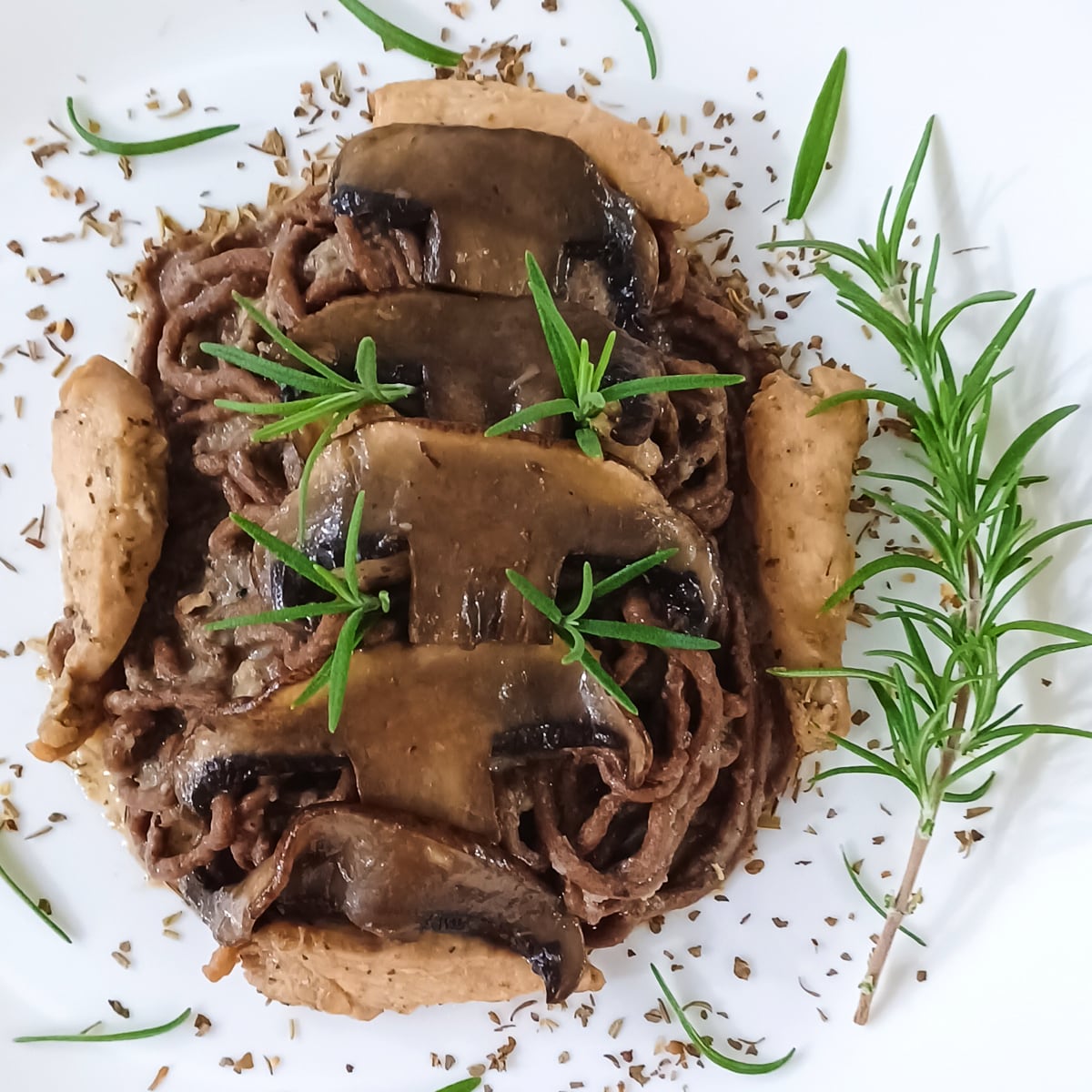 Creamy Mushroom Chicken Pasta, a Healthy Keto meal – HealthFull Singapore